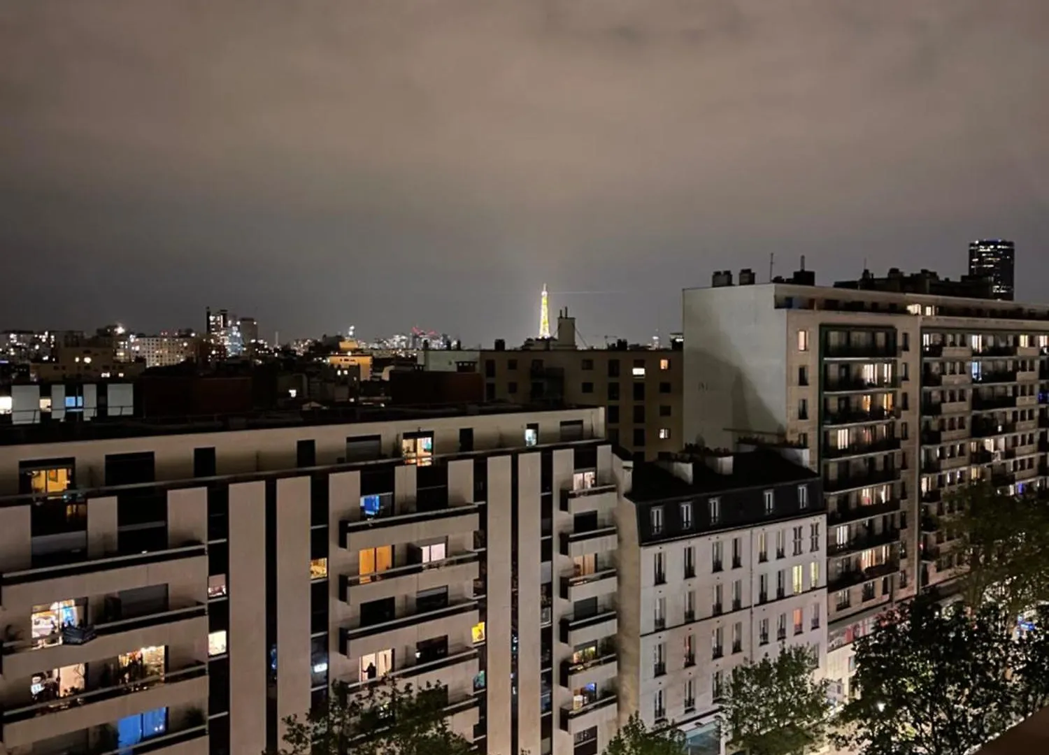 Centre Lumiere Tour Eiffel *